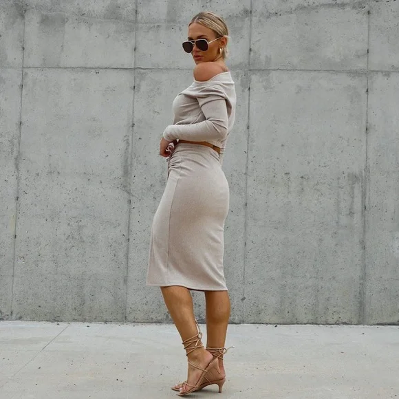 BRAND NEW VICI BOUTIQUE TOGETHER FOREVER RIBBED LONG SLEEVE TOP IN LATTE!XL!❤️🎁 - Picture 5 of 7